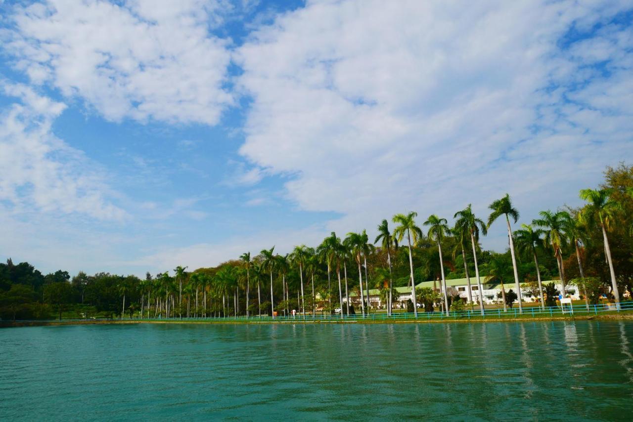 Chengching Lakefront Resort 카오슝 외부 사진
